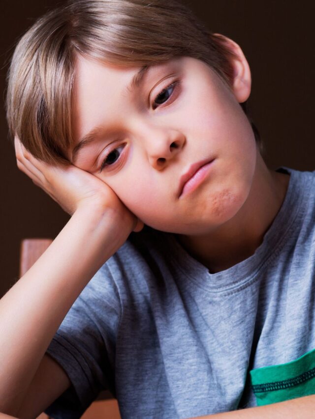 Conheça técnicas naturais para diminuir a ansiedade infantil.